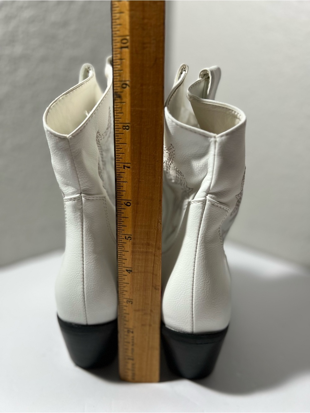 White Western Cowboy Ankle Boots Embroidered Pointed Toe Block‎ Heel Women’s 9 - Picture 5 of 11